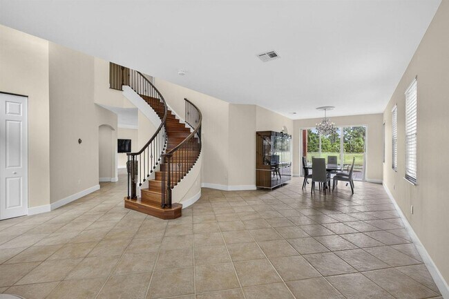 Building Photo - 1724 Annandale Cir