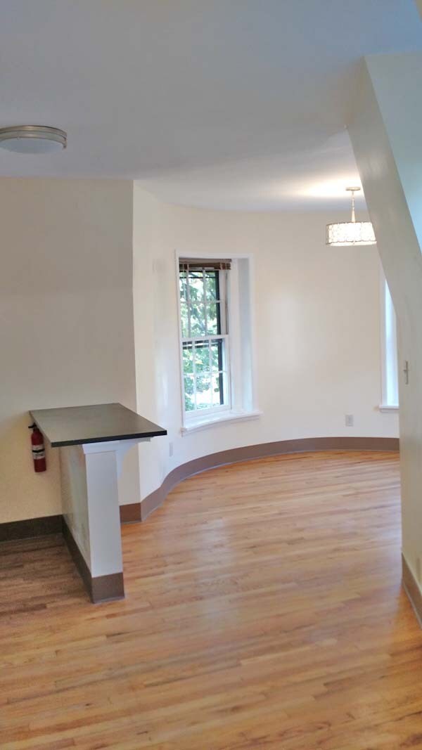 Building Photo - 821 North Carolina Ave SE