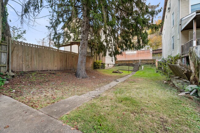 Building Photo - 30 Woodville Ave