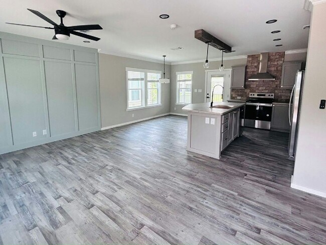 Building Photo - 5033 Coquina Crossing Dr