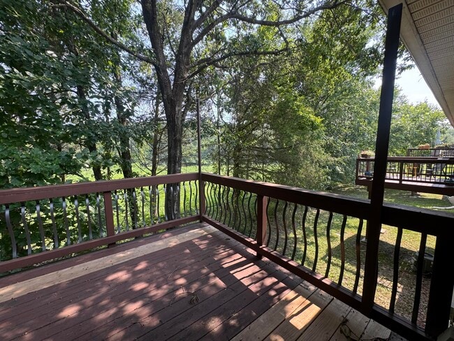 Building Photo - 3410 E St Charles Rd