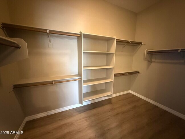 Building Photo - 4045 S Camellia Dr