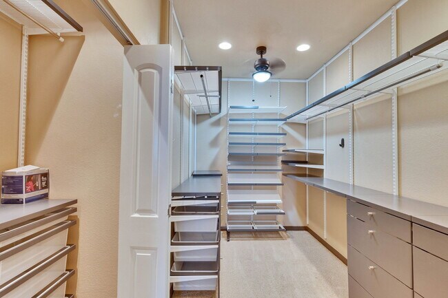 Building Photo - 109 Aria Rdg