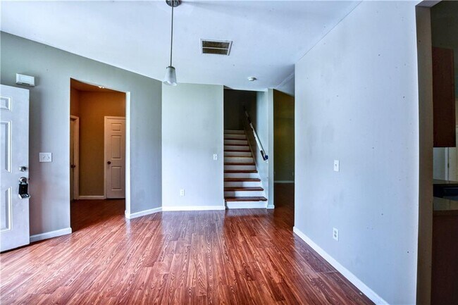 Building Photo - 1454 Persimmon Trce