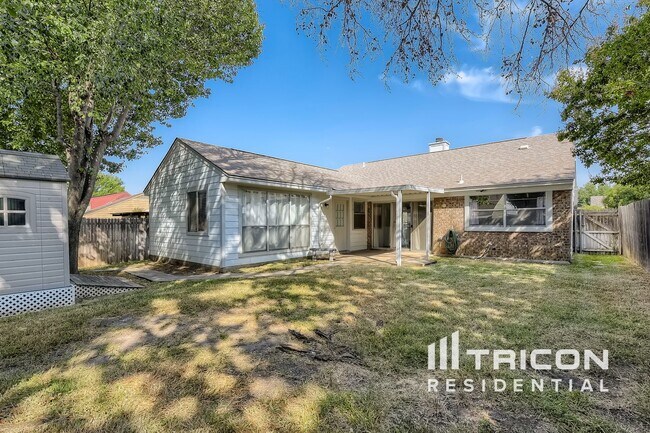 Building Photo - 3912 River Birch Rd