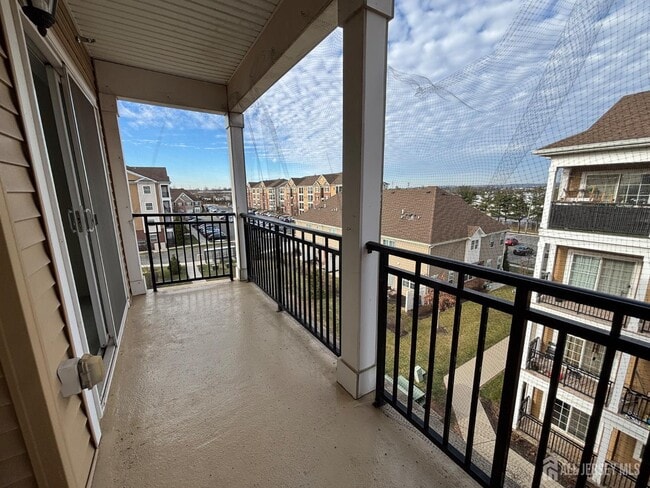 Building Photo - 542 E Celebration Way