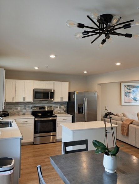 Kitchen` - 121 Van Fleet Cir