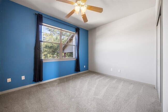 Building Photo - 4307 Eck Ln