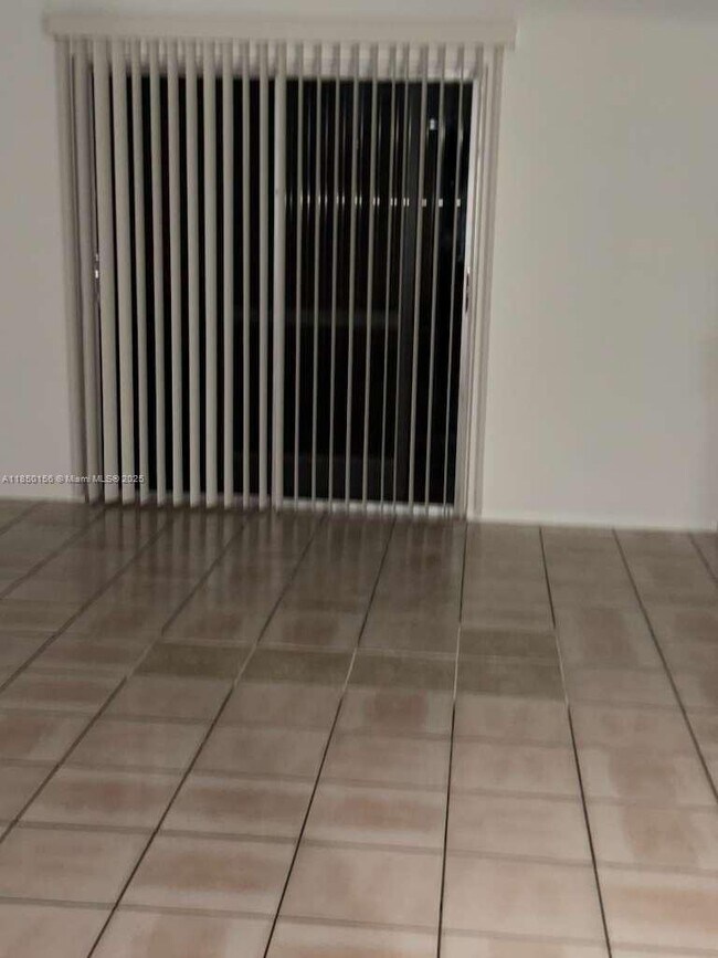 Building Photo - 9203 NW 38th Dr