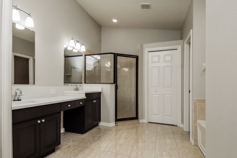 Building Photo - 1104 Barclay Wood Dr