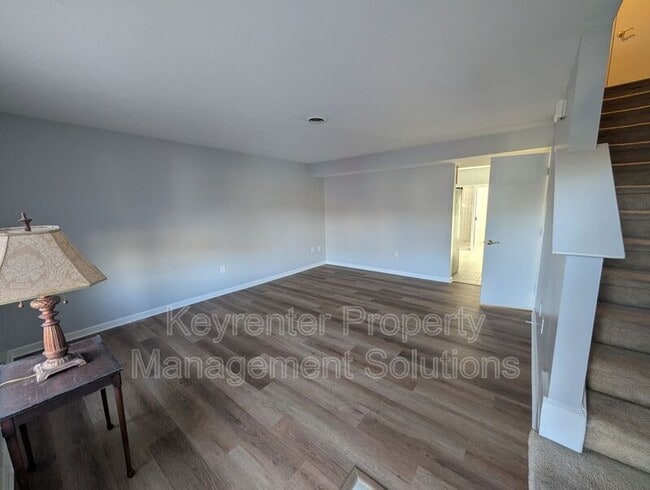 Building Photo - 500 Winchester Ave