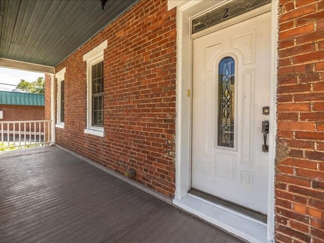 Building Photo - Open House 24th 10:30 to 11:30 AM