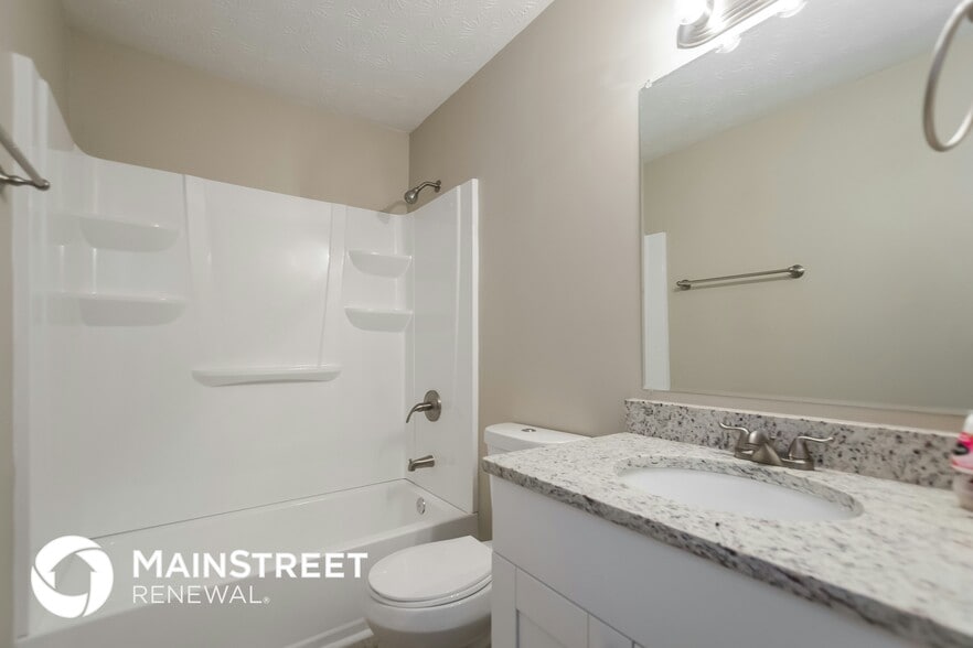 Building Photo - 3986 Majestic Dr SW