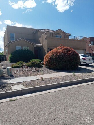 Building Photo - Easy Commute to Los Alamos or Santa Fe