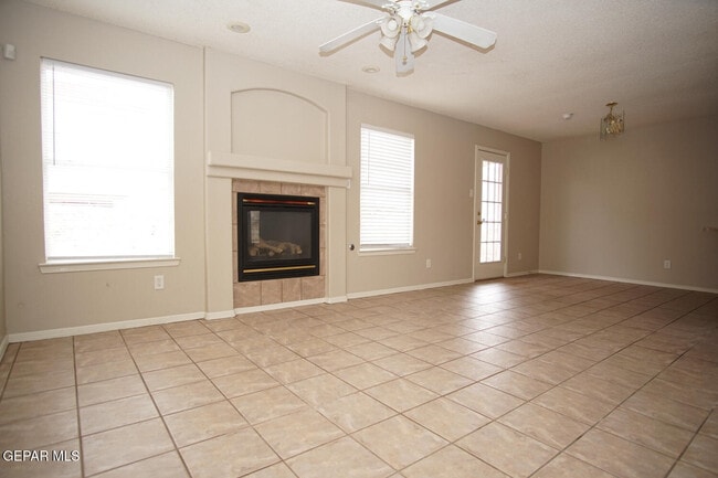 Building Photo - 3696 Prairie Rose St