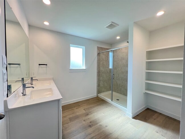 Building Photo - 30243 Lone Peak Dr