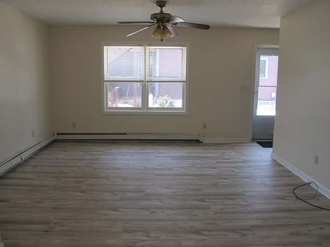 Building Photo - 213 Prospect St