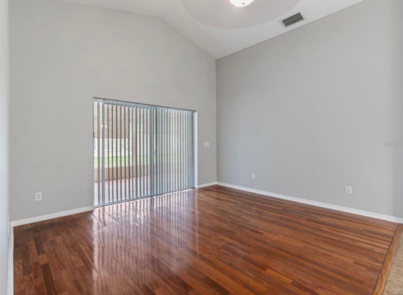 Building Photo - 5725 Hawklake Rd