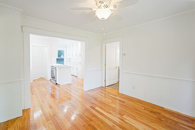 Building Photo - 4BR Home in Hopkinton MA | Rent or Rent-to-Own Option