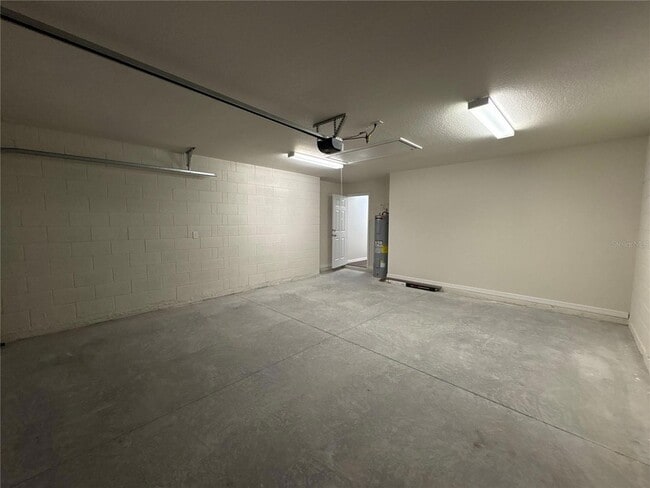 Building Photo - 3491 SW 155th Ln
