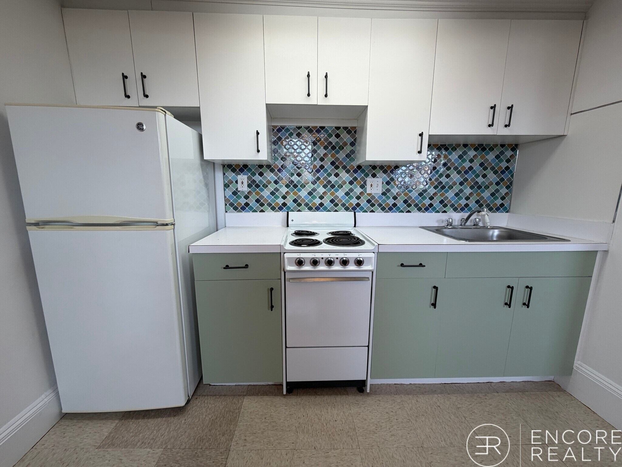 Building Photo - 24 Mt Vernon St