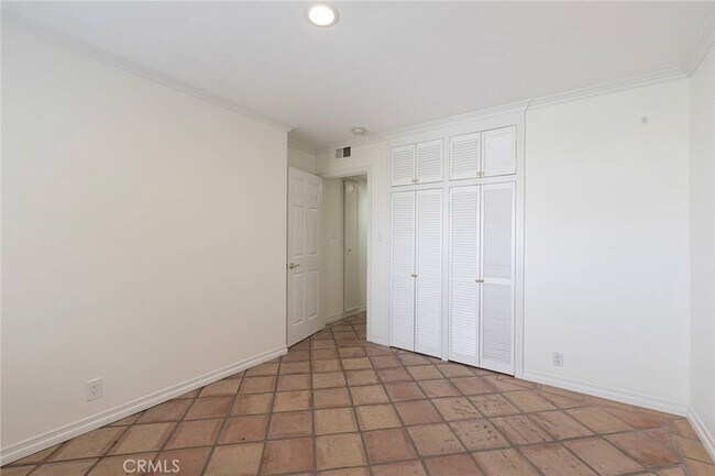 Building Photo - 3431 S Peck Ave