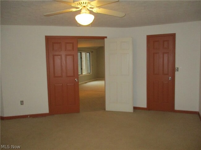 Building Photo - 17084 Sunset Dr