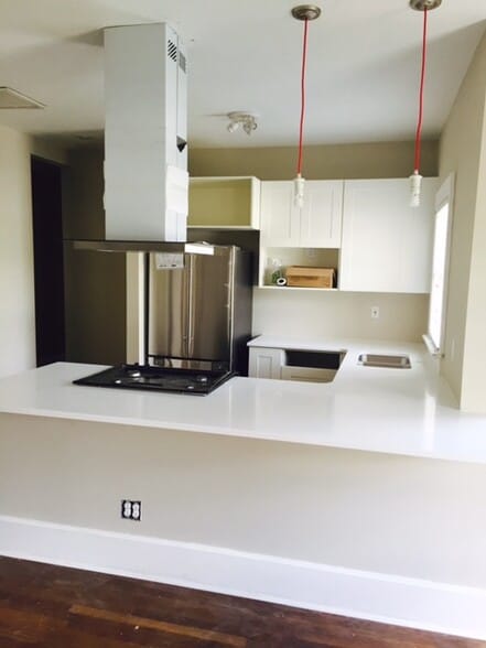 Building Photo - 1334 N Laura St