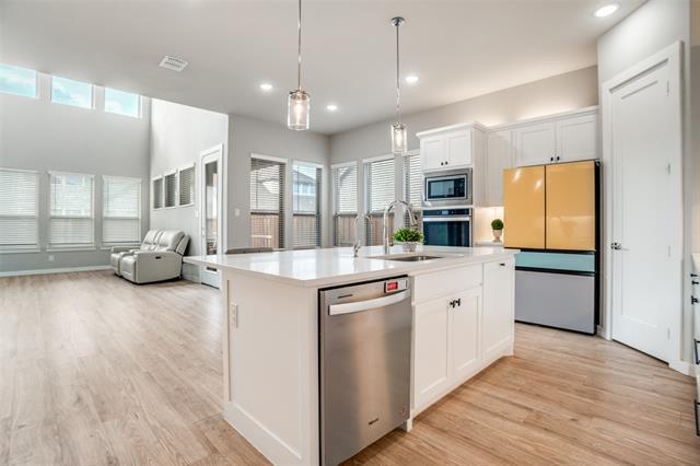 Building Photo - 1291 Crescent Ln