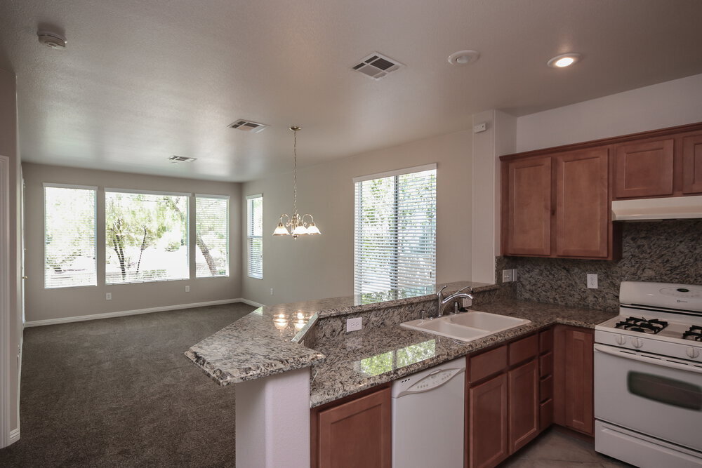 Building Photo - 10223 Villa ARCENO Ave