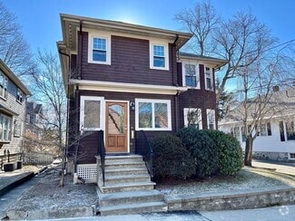 Building Photo - 41-43-43 Newland Rd