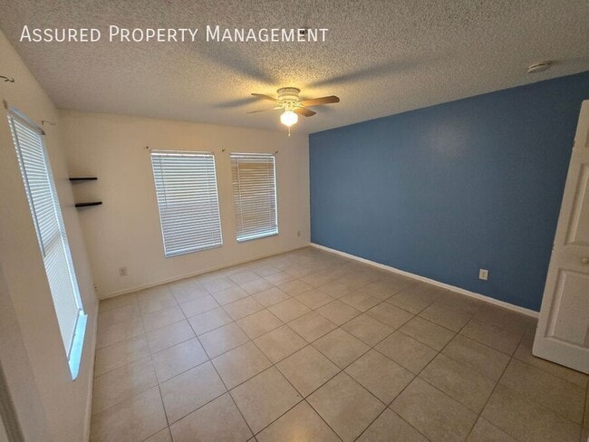 Building Photo - 2048 Cypress Bay Blvd
