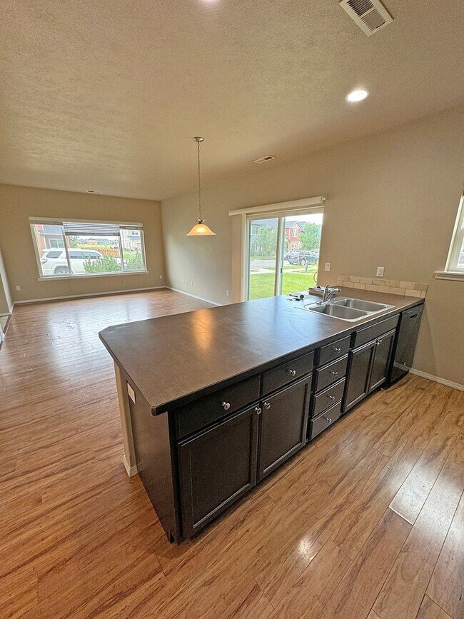 Building Photo - 368 Stone Fly Dr