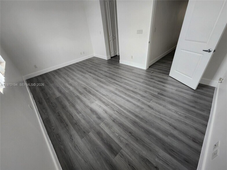 Building Photo - 2615 SW 81st Ter