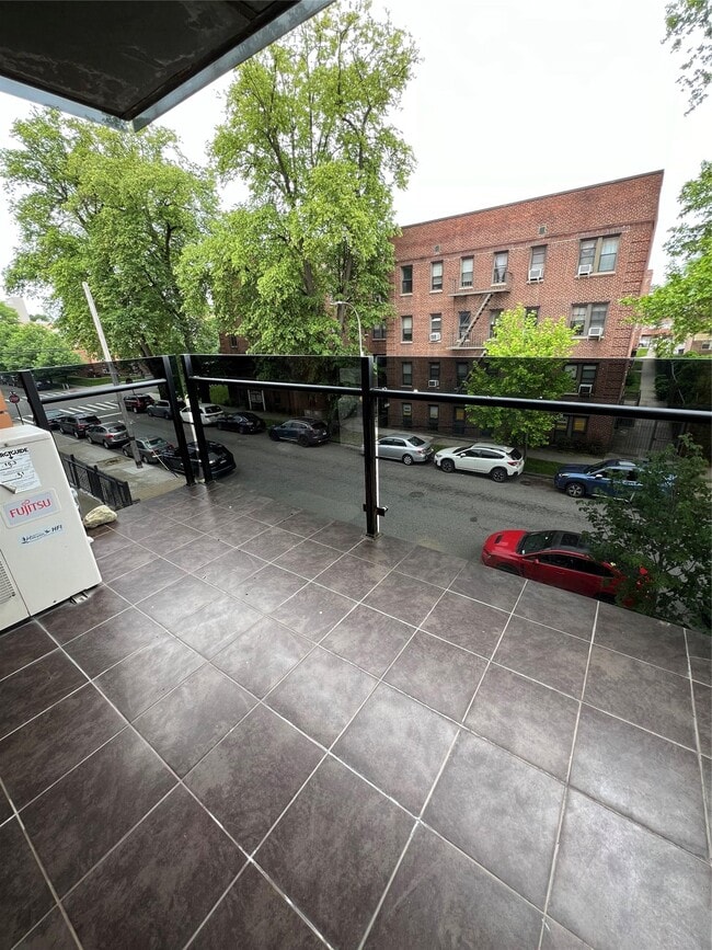 Building Photo - 43-12-43214 214th Pl