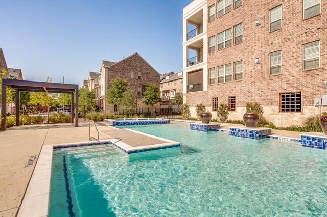 Building Photo - 15875 Spectrum Dr
