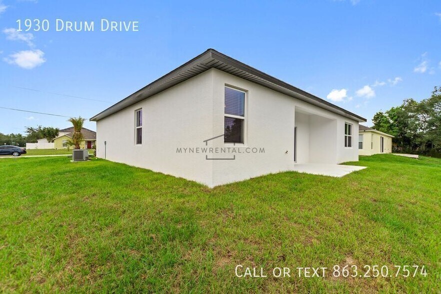 Building Photo - 1930 Drum Dr