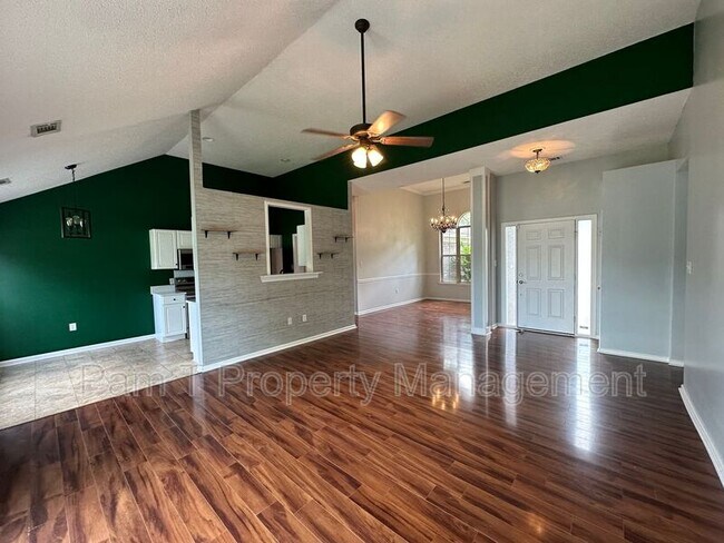 Building Photo - 190 Salt Landing Cir