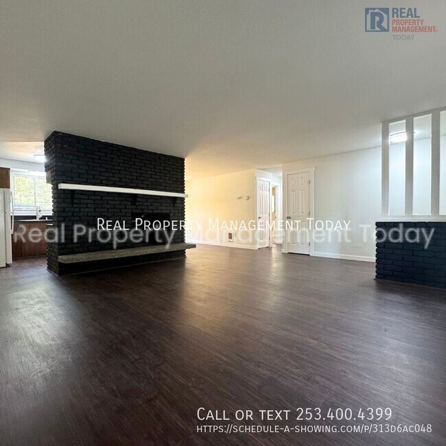 Building Photo - 8511-8513 116 St E