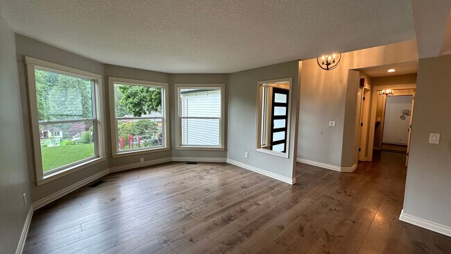 Building Photo - Exquisite 3 Bedroom, 3 Bath Home for Rent ...