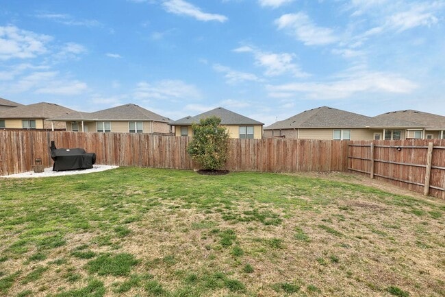 Building Photo - 73 Mallard Ln