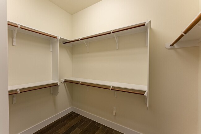 Building Photo - Spacious, Stylish, and Perfectly Located 3 Bedrooms, 2.5 Bathrooms in North Shields!!!