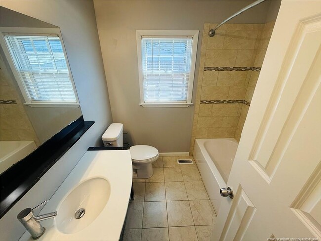 Building Photo - 491 Warmsprings Dr