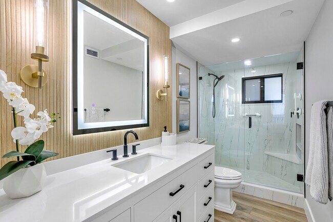 Building Photo - 300 Ocean Trail Way