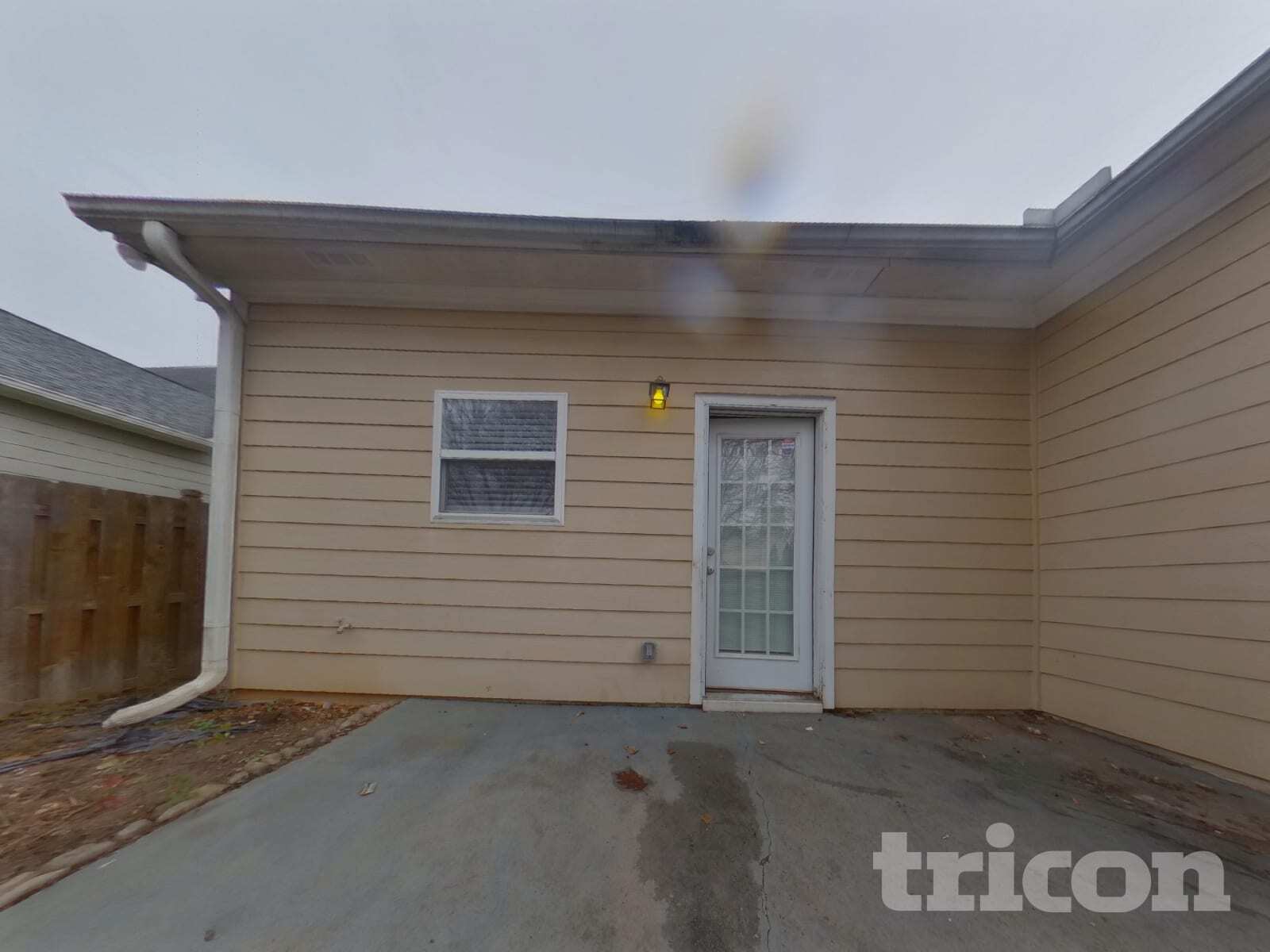 Building Photo - 3614 Silver Springs Way SW