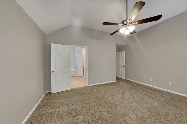 Building Photo - 18702 Timber Way Dr