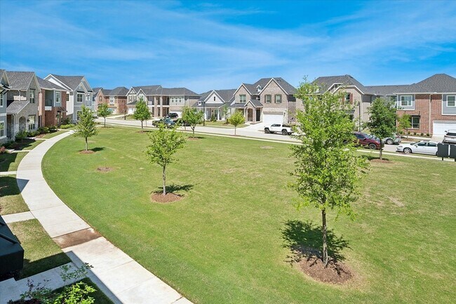 Building Photo - 7207 Daytona Mews