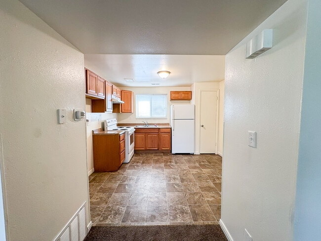 Building Photo - 359 S 150 W