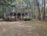 Building Photo - 314 Country Est