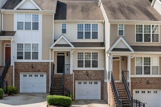 Building Photo - Fantastic Three Bedroom Townhouse in Charlotte